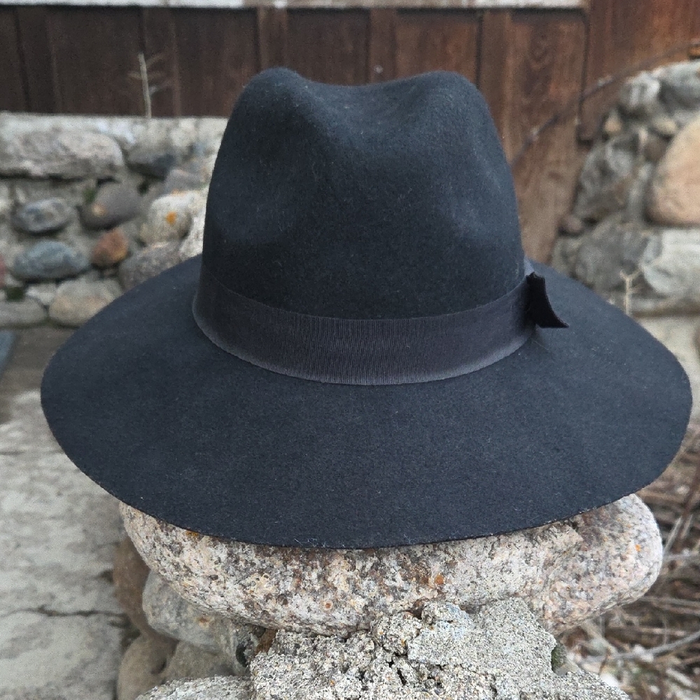 Aerie Classic Black Hat